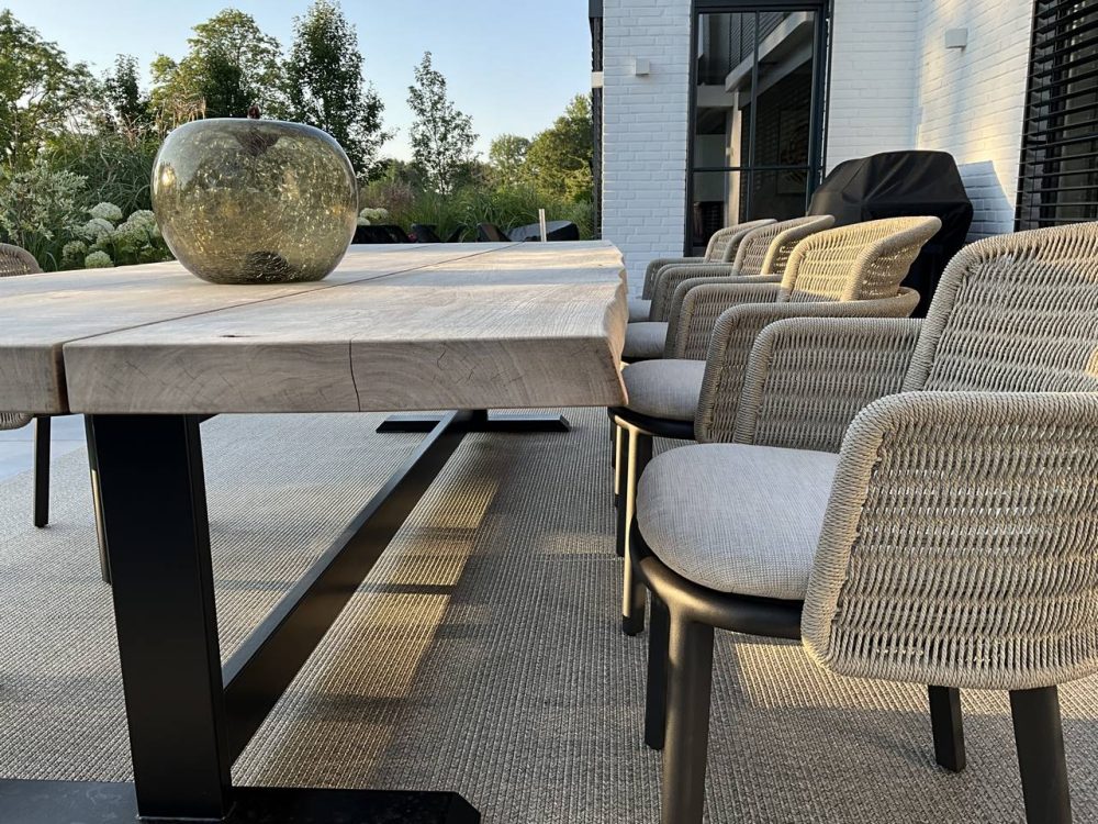 Solid wood table Massivholztisch Garten & Wohnen Stammware
