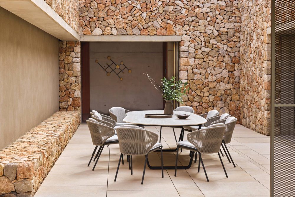 Manutti_Air Collection Garten Wohnen Muenster Outdoor Table Lounge