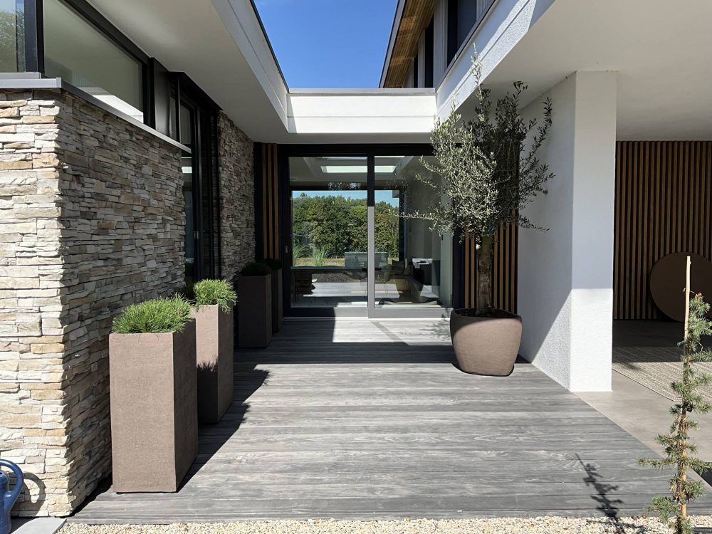 moderne teracotta terrakotta pflanzgefäße impruneta domani atelie vierkant Garten & Wohnen Münster