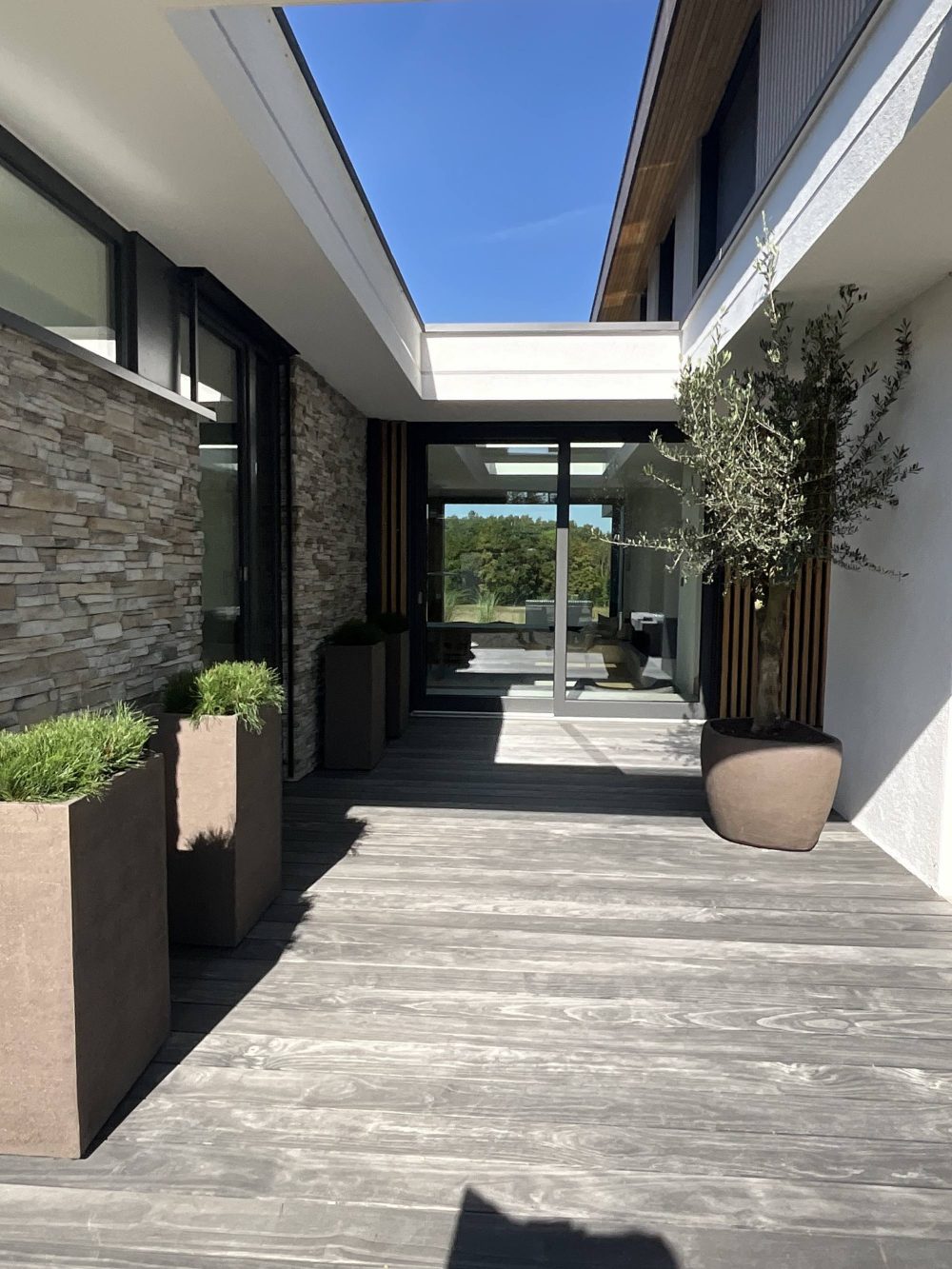 moderne teracotta terrakotta pflanzgefäße impruneta domani atelie vierkant Garten & Wohnen Münster