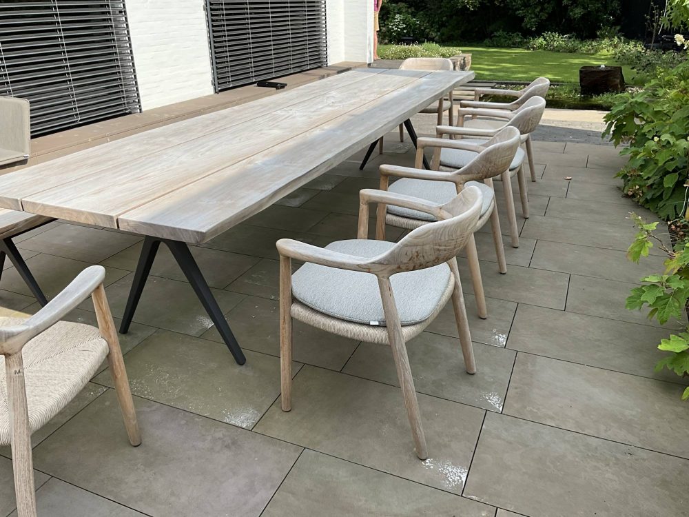 Ray Garten Wohnen Massivholztisch